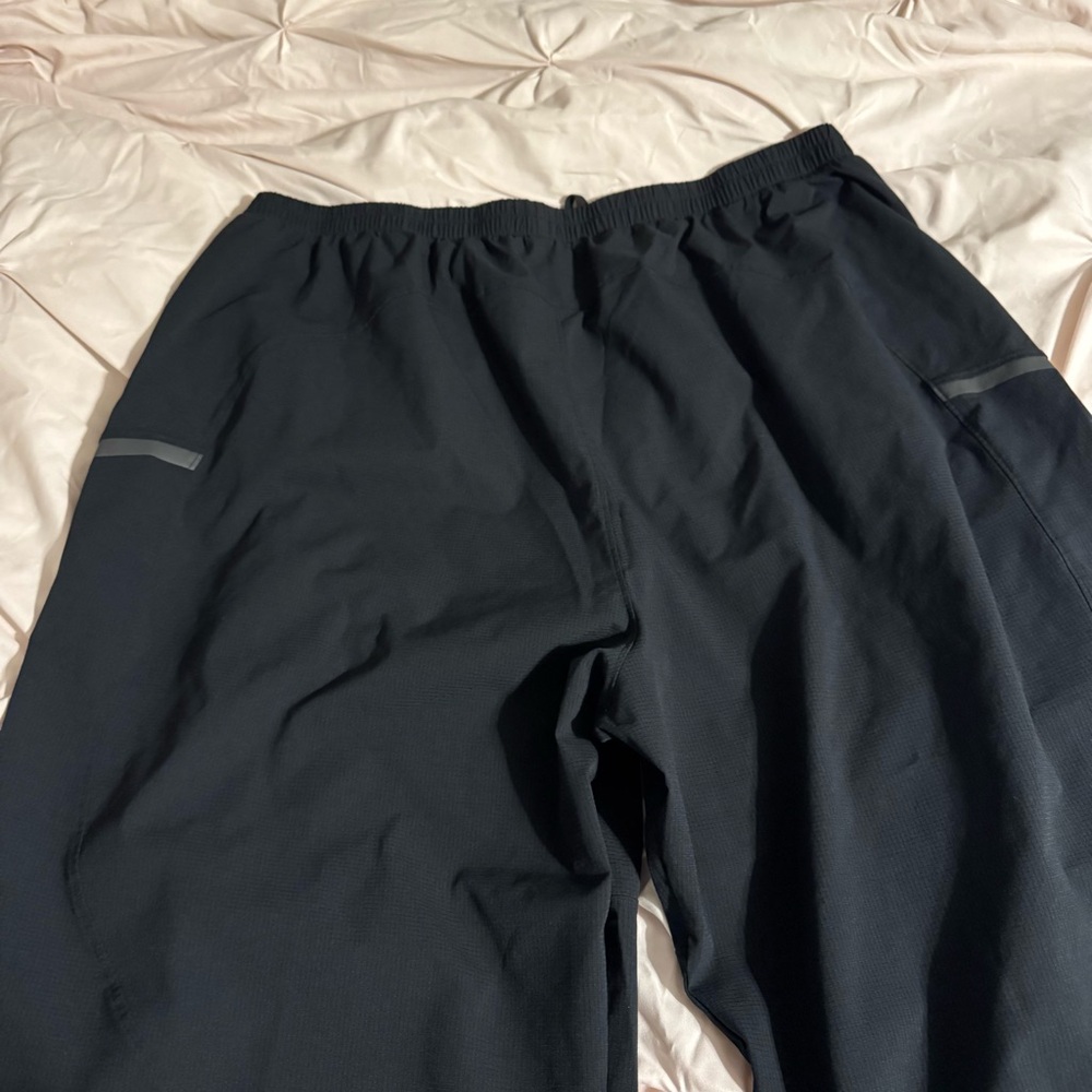 Under Armour Women's Wide Leg Black Unstoppable Vent Pants - Picture 9 of 10
